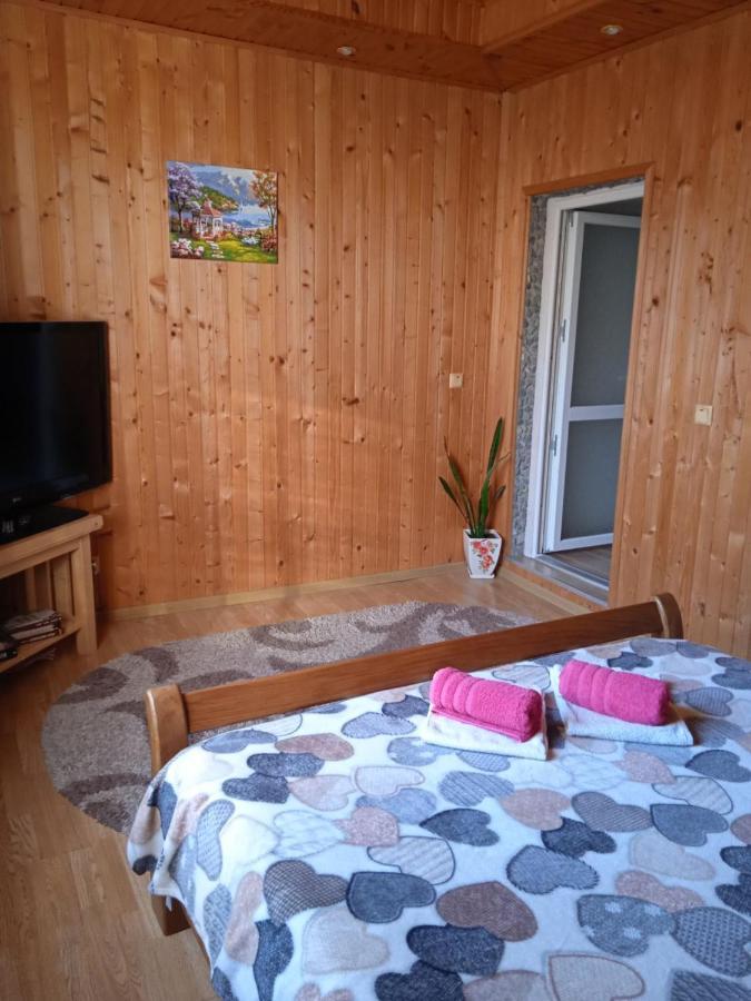 Ferienwohnung Карпатські Ночі Чан На Території Jaremtsche Exterior foto
