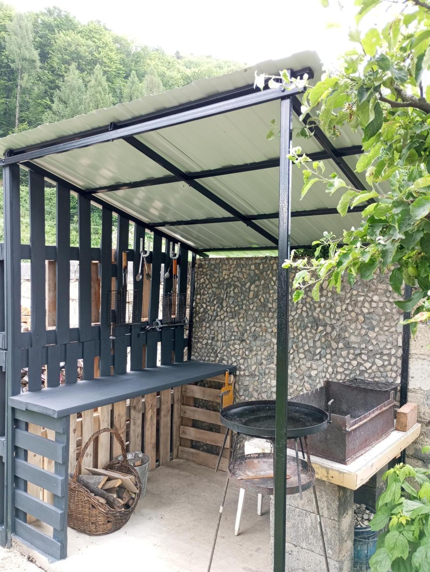 Ferienwohnung Карпатські Ночі Чан На Території Jaremtsche Exterior foto